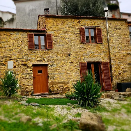 Pampihouse, Casa De Xisto Junto Ao Rio Dom wakacyjny