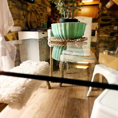 Сasa de vacaciones Pampihouse, Casa De Xisto Junto Ao Rio *