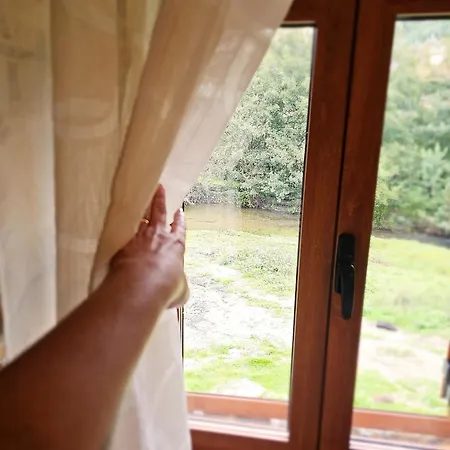 Сasa de vacaciones Pampihouse, Casa De Xisto Junto Ao Rio *