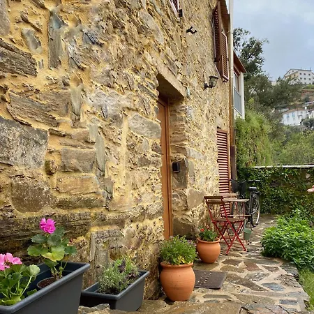 Tatil Evi Pampihouse, Casa De Xisto Junto Ao Rio