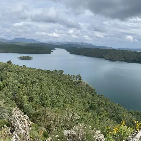 Pampihouse, Casa De Xisto Junto Ao Rio