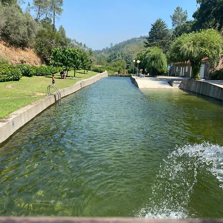 Pampihouse, Casa De Xisto Junto Ao Rio Tatil Evi Pampilhosa da Serra