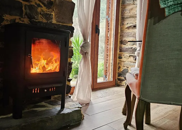 Pampihouse, Casa De Xisto Junto Ao Rio *