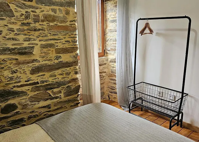 בית נופש Pampihouse, Casa De Xisto Junto Ao Rio