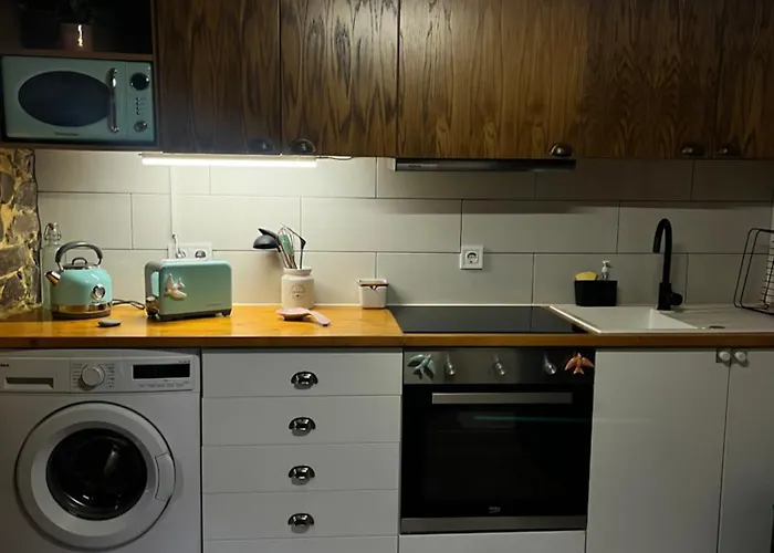 Pampihouse, Casa De Xisto Junto Ao Rio * פמפיליוסה דה סרה