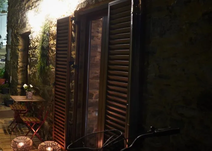 Pampihouse, Casa De Xisto Junto Ao Rio * פמפיליוסה דה סרה